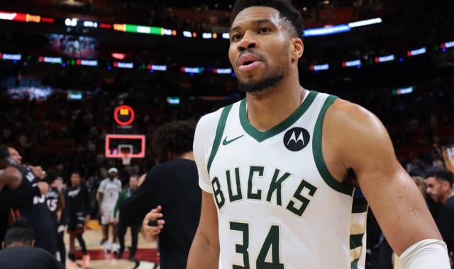 字母华子马克西花式伤停 蝴蝶效应影响季后赛格局？