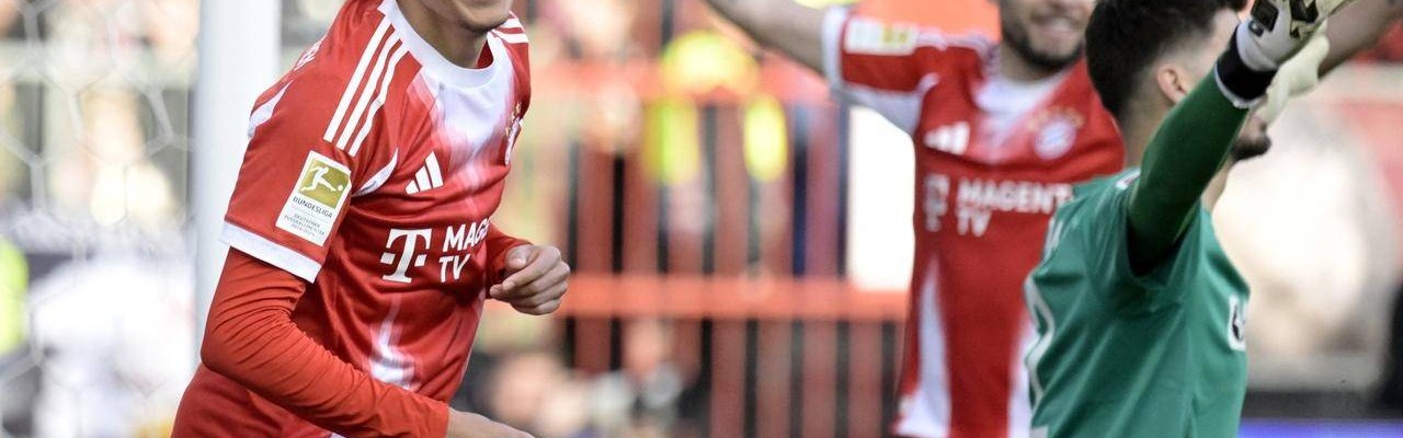 随着穆西亚拉1传1射+拜仁5-0横扫，德甲最新积分榜出炉