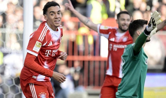 随着穆西亚拉1传1射+拜仁5-0横扫，德甲最新积分榜出炉